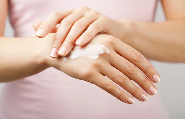 Топ-5 средств для увлажнения кожи рук